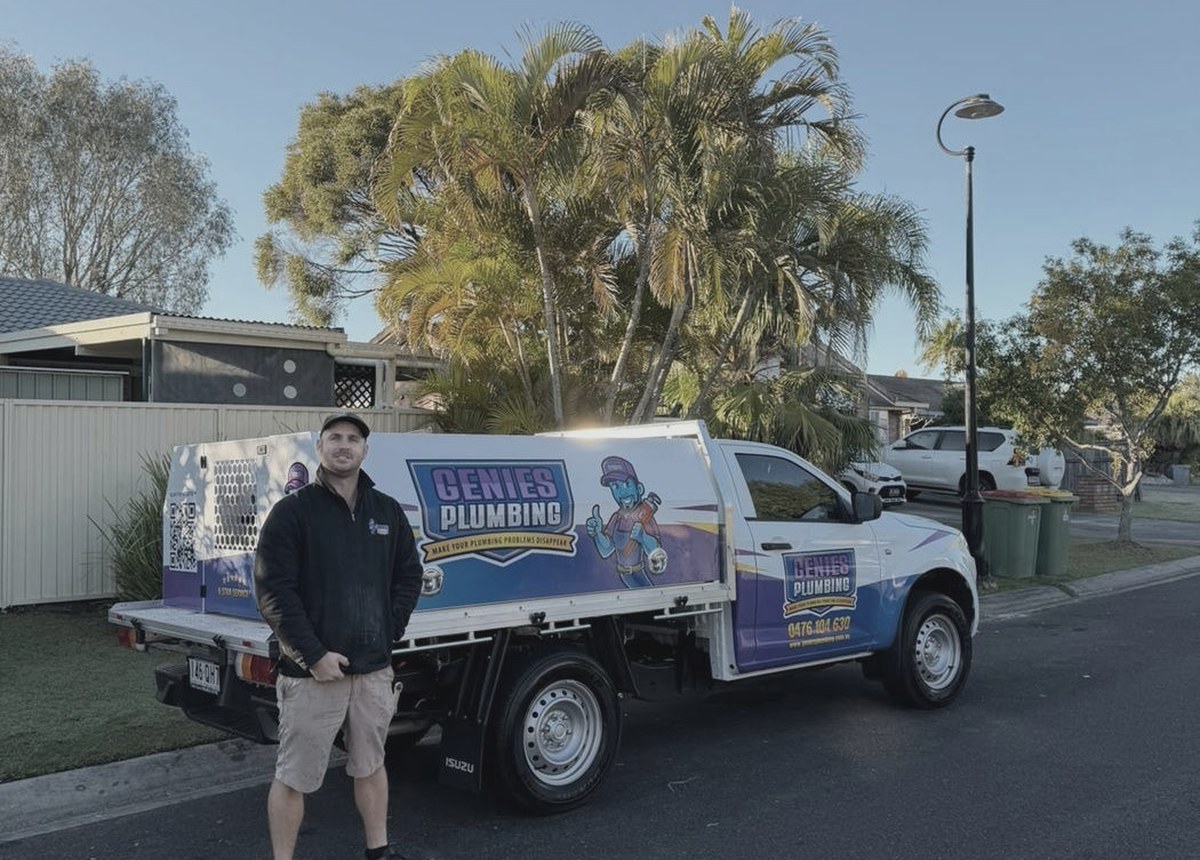 Genies Plumbing van